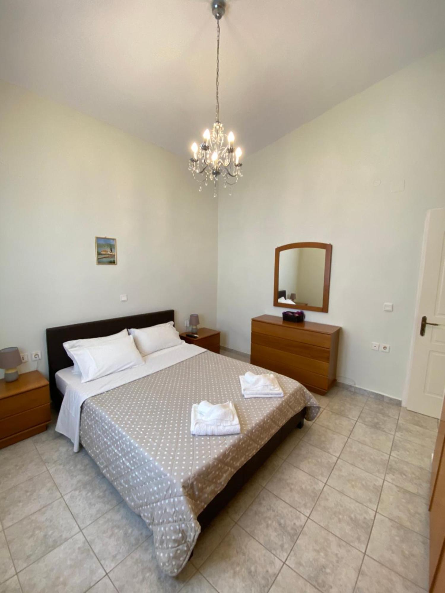 Aronis Spyros Panoramic Seaview Apartments Longos  Номер фото