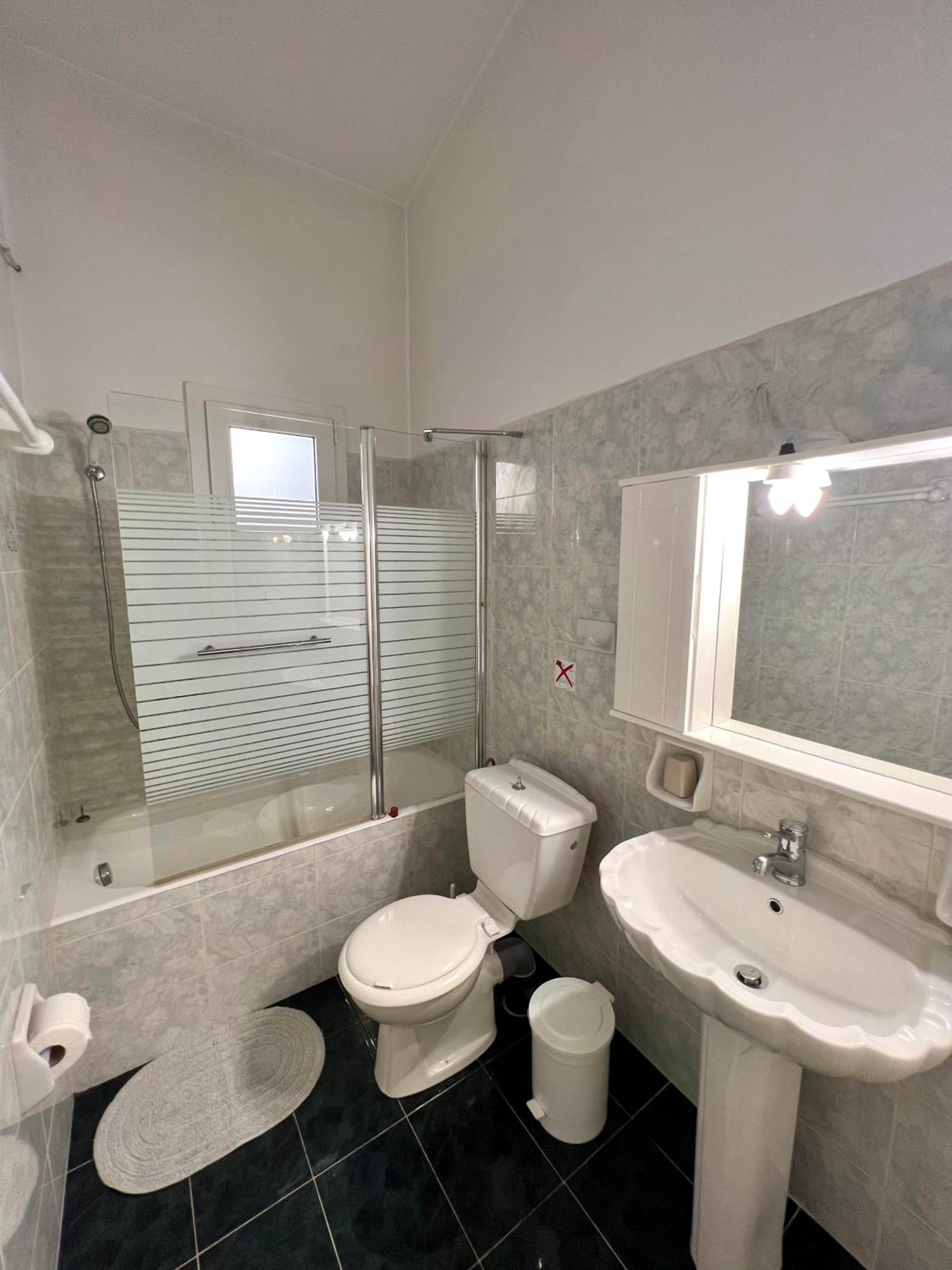 Aronis Spyros Panoramic Seaview Apartments Longos  Номер фото
