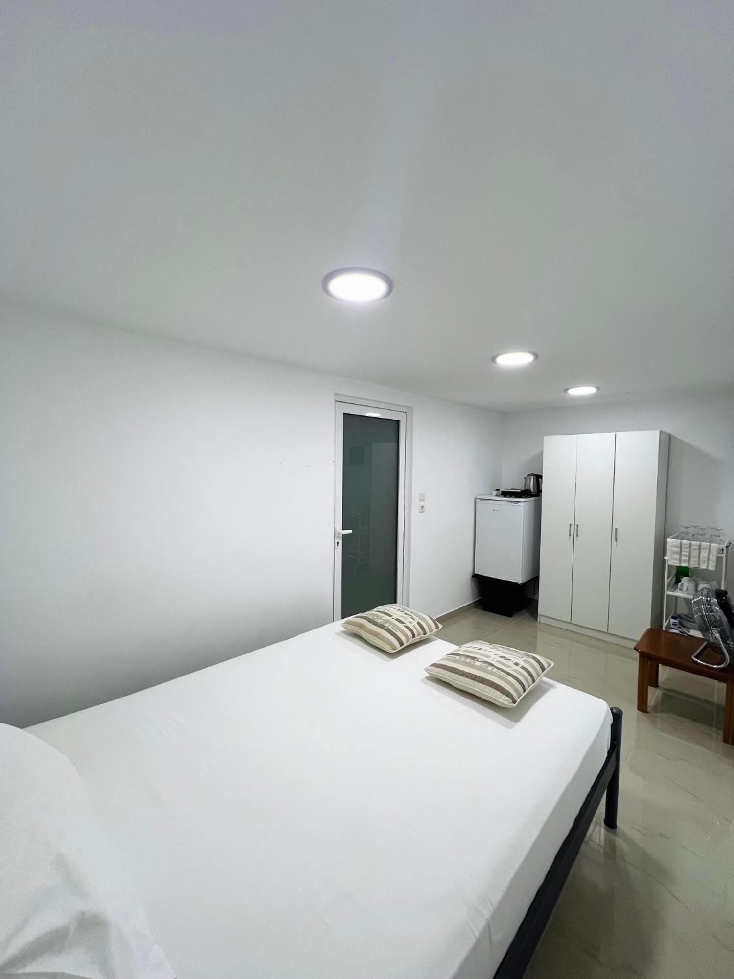 Aronis Spyros Panoramic Seaview Apartments Longos  Номер фото